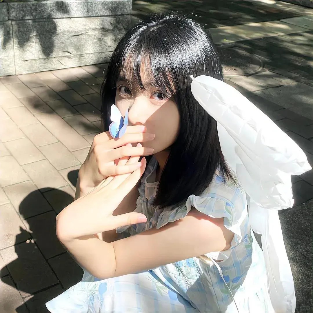 权力迷局中女官的勇气较量